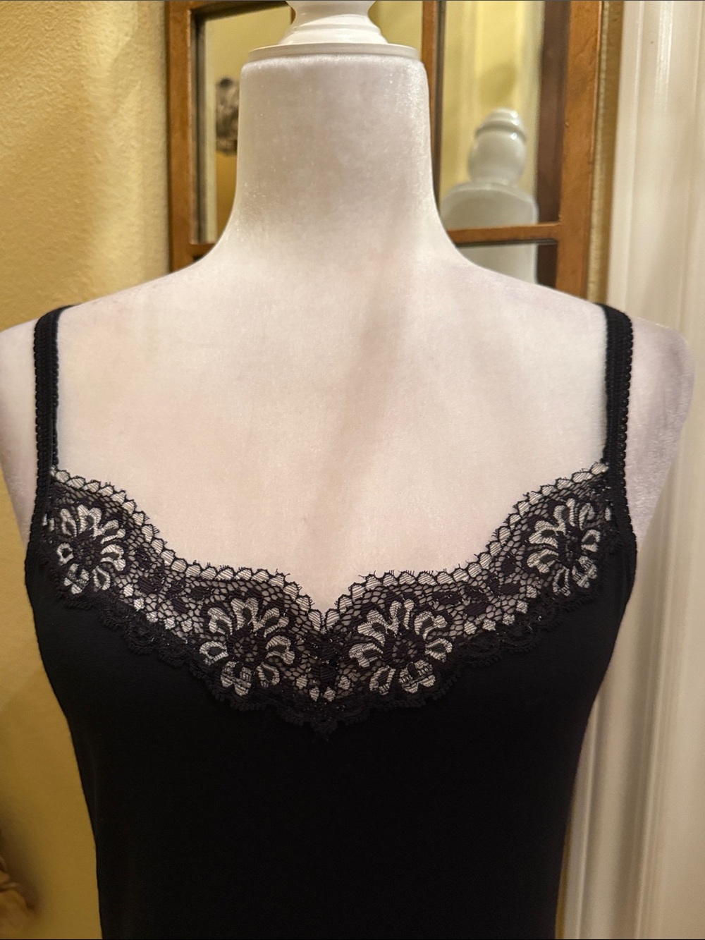 Esprit Black Lace-Trim Soft Stretchy Rayon Camisole Tank Top Medium NWOT